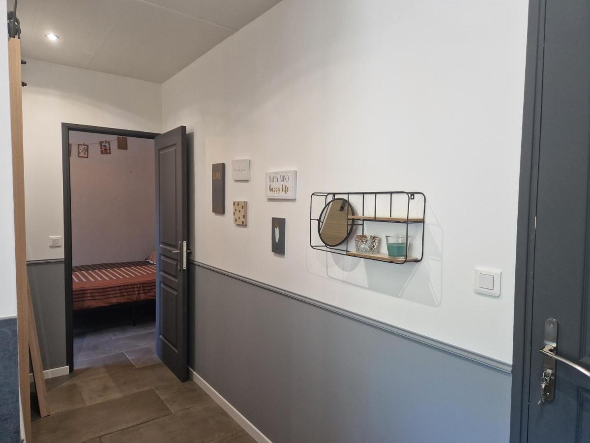 Appartement Independant Dans Maison Avec Jardinet, Au Calme Serezin-du-Rhone Bagian luar foto