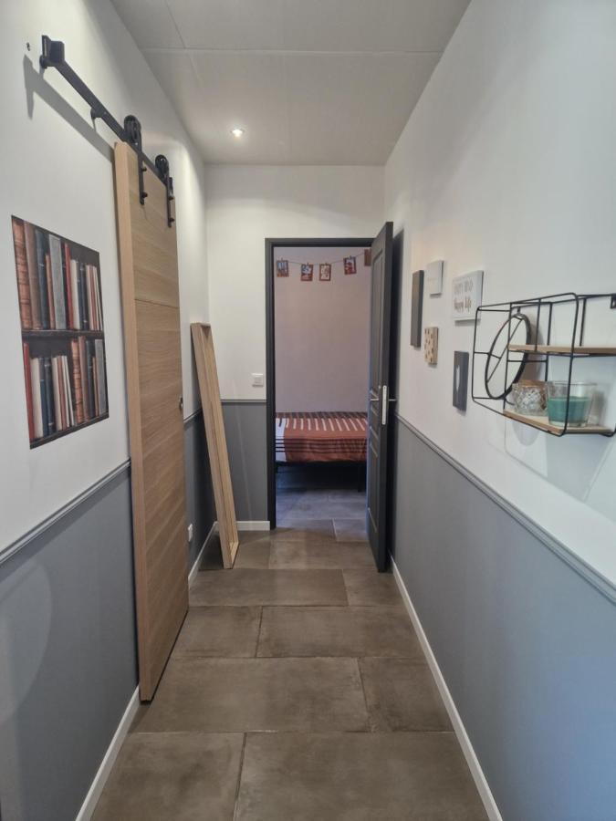 Appartement Independant Dans Maison Avec Jardinet, Au Calme Serezin-du-Rhone Bagian luar foto